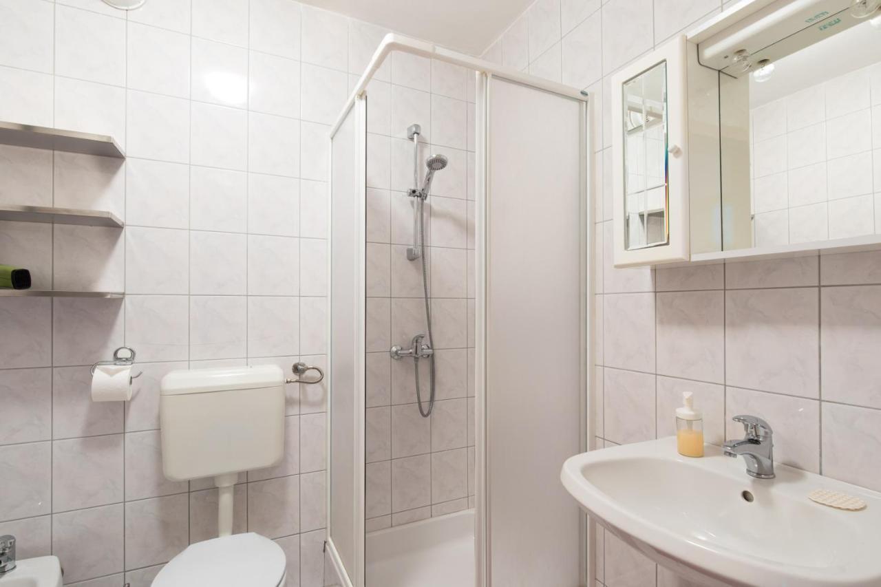 באסקה Apartment Glorija With Balcony מראה חיצוני תמונה