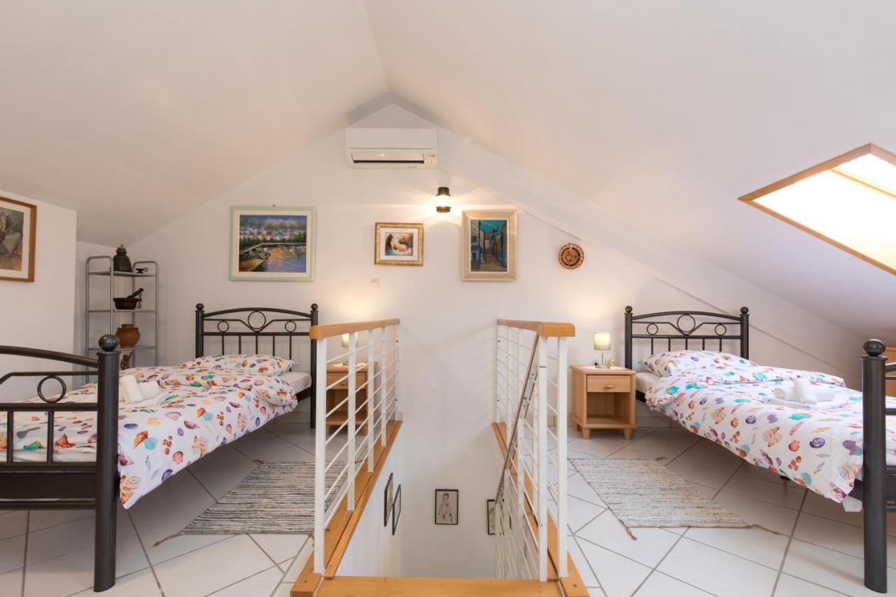 באסקה Apartment Glorija With Balcony מראה חיצוני תמונה