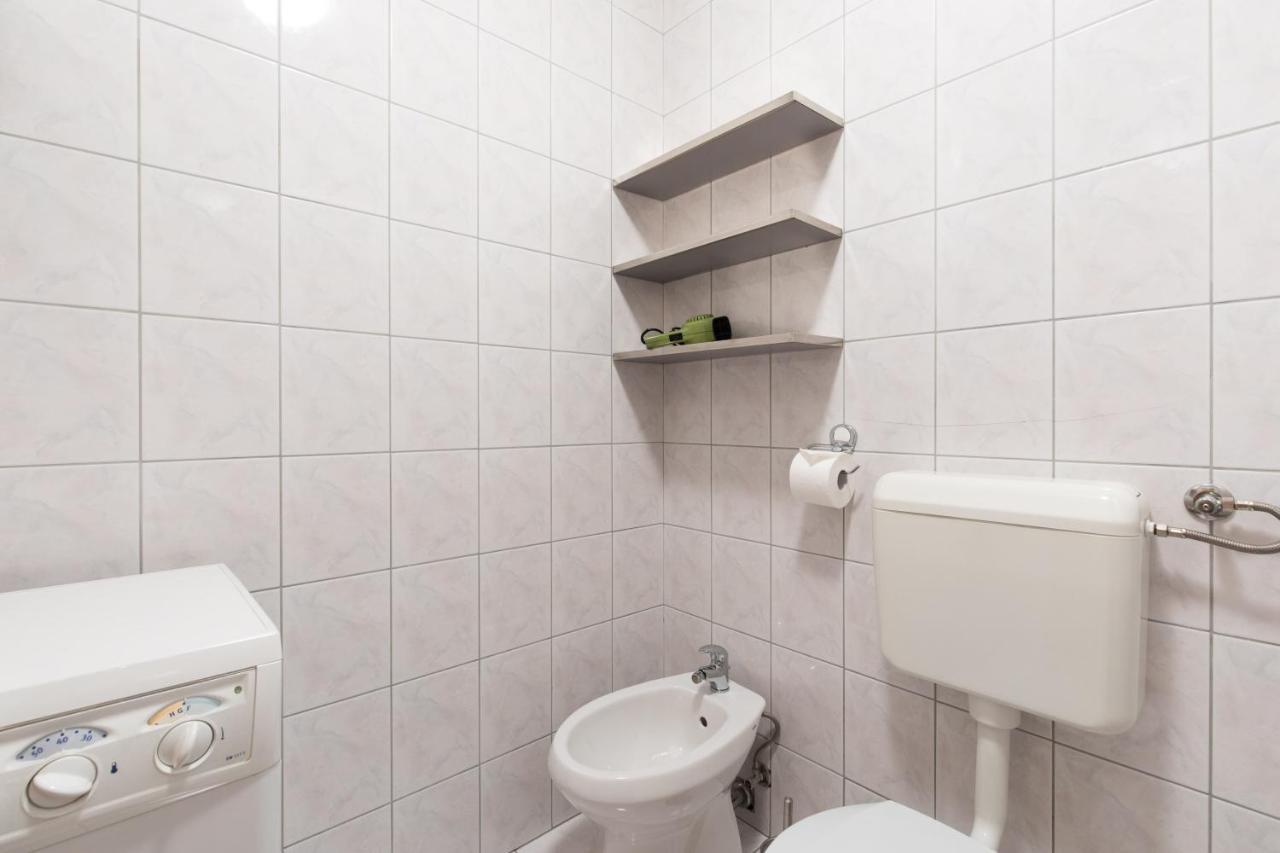 באסקה Apartment Glorija With Balcony מראה חיצוני תמונה